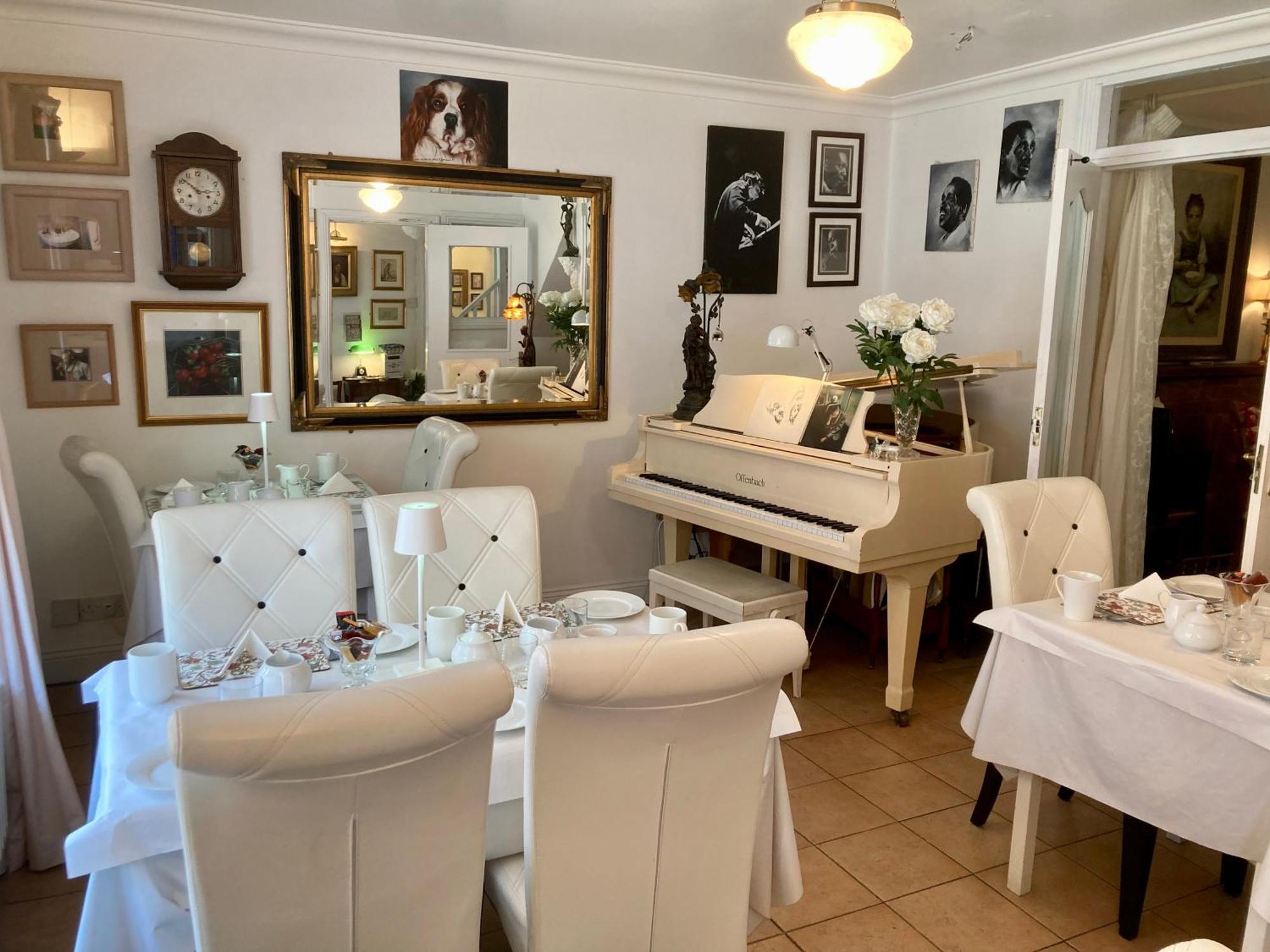 The Gallery B&B, The Glen, Kinsale ,County Cork Exteriör bild